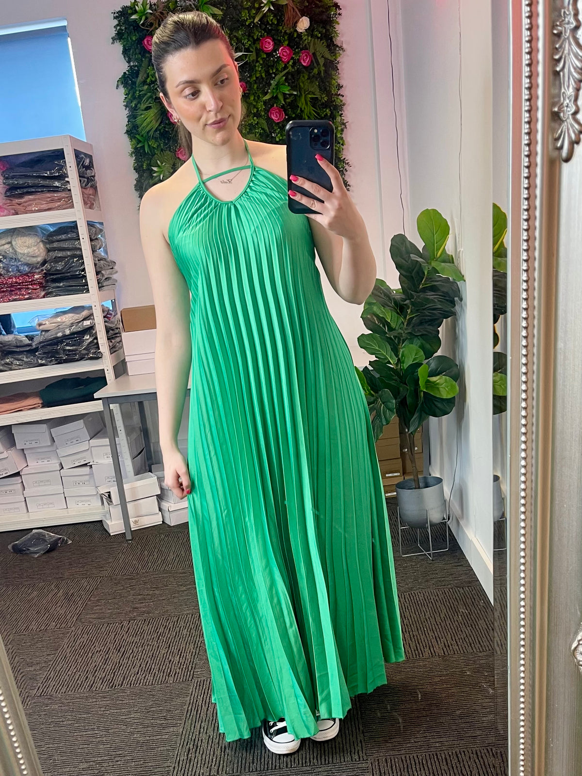 Riri Elegant Halter Neck Dress