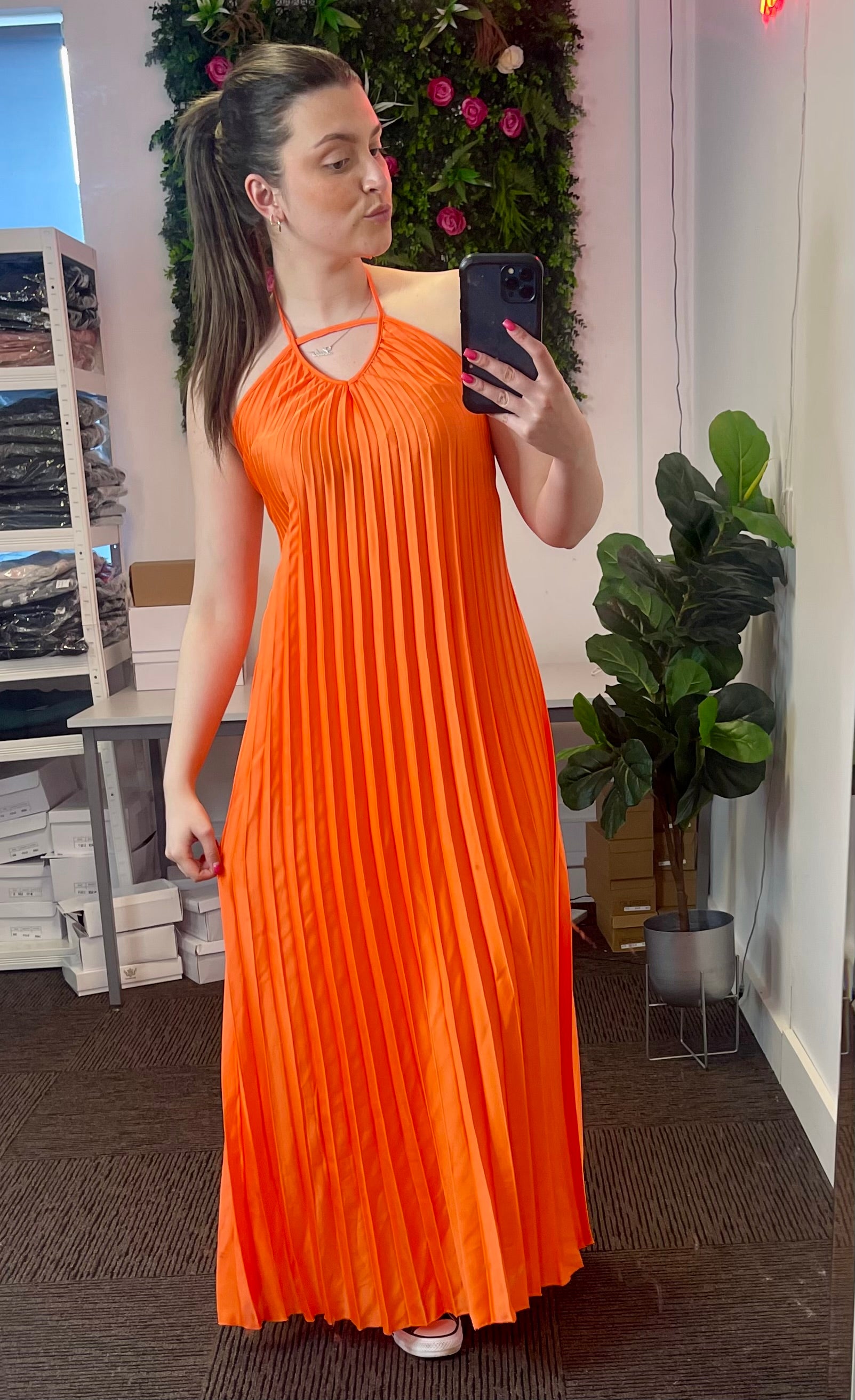 Riri Elegant Halter Neck Dress