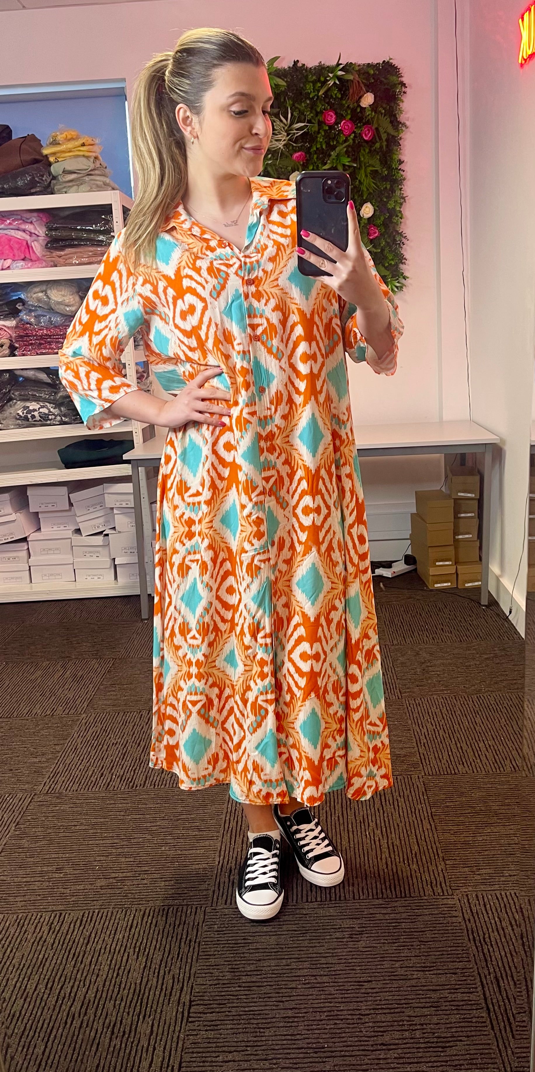 Elsie Collar buttoned Maxi Dress