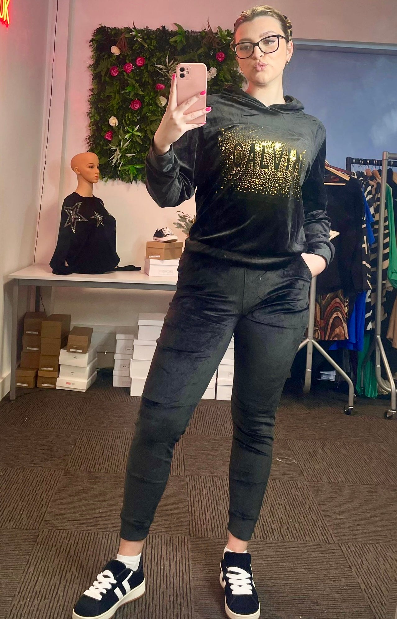 Women’s velvet tracksuit set