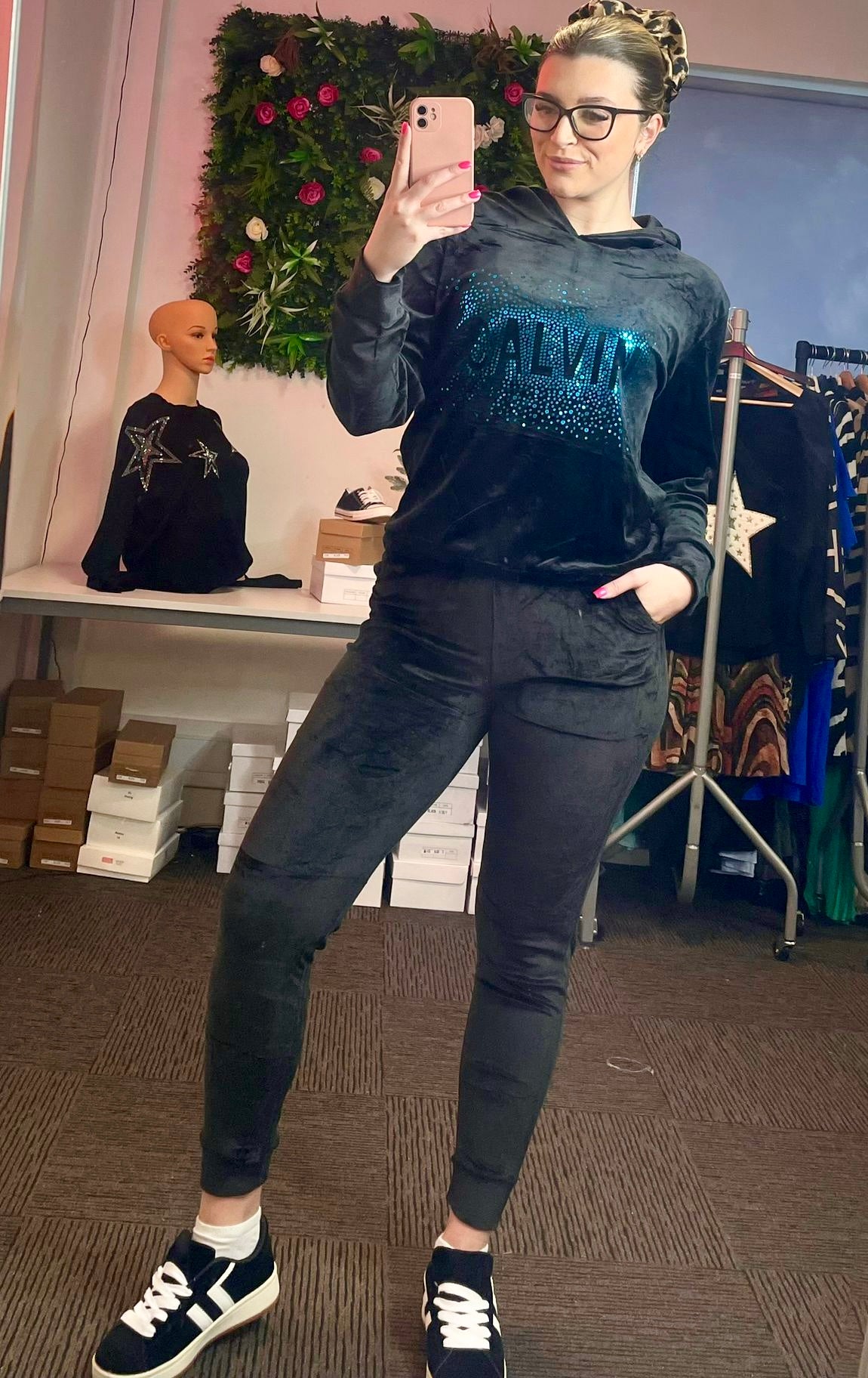 Women’s velvet tracksuit set